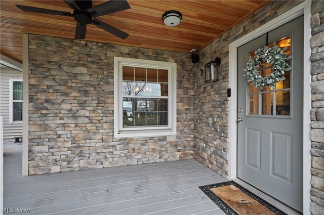 16870 Headland Avenue, Lake Milton, OH 44429