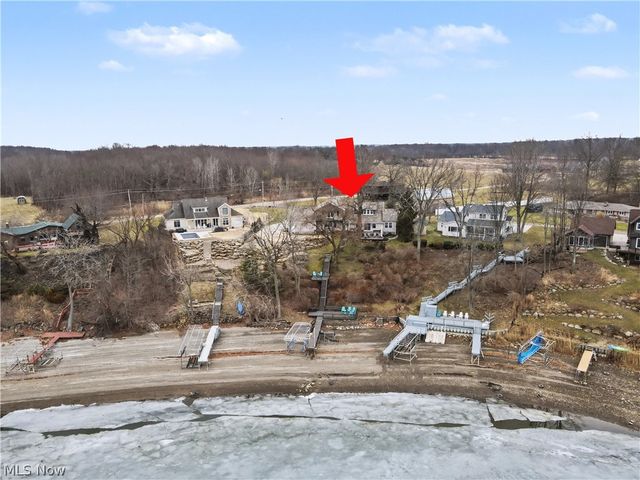 16870 Headland Avenue, Lake Milton, OH 44429