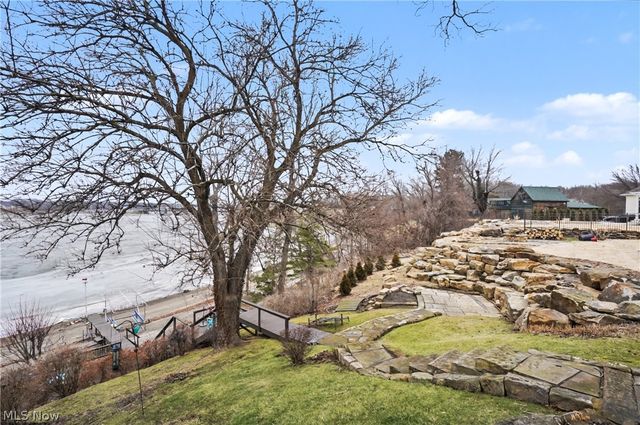 16870 Headland Avenue, Lake Milton, OH 44429