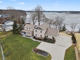 16870 Headland Avenue, Lake Milton, OH 44429
