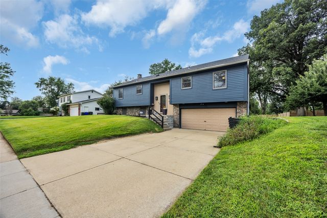 2509 Blue Ridge Drive NE, Cedar Rapids, IA 52402