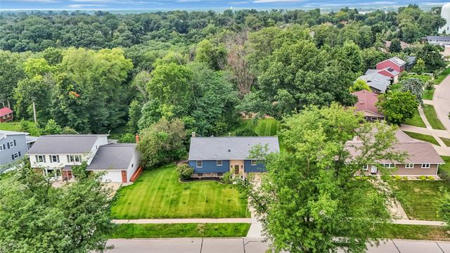2509 Blue Ridge Drive NE, Cedar Rapids, IA 52402