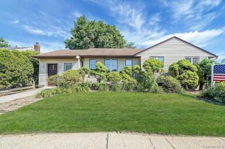 303 Woodbury Road, Hicksville, NY 11801