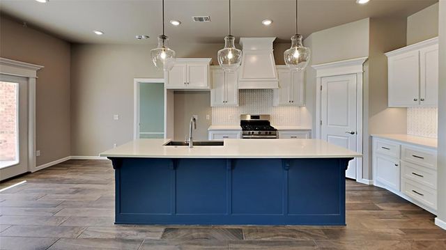 9025 NW 124th Street, Yukon, OK 73099