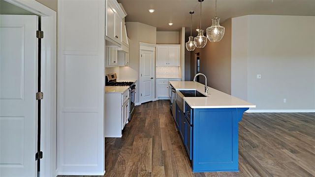 9025 NW 124th Street, Yukon, OK 73099