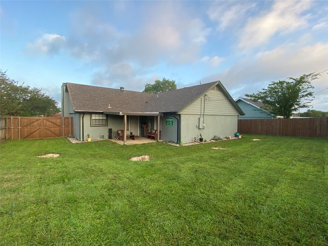 331 Egret Circle, East Tawakoni, TX 75472