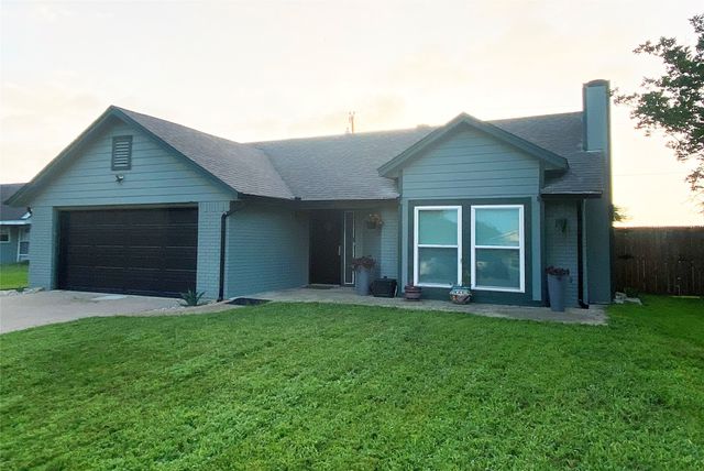 331 Egret Circle, East Tawakoni, TX 75472