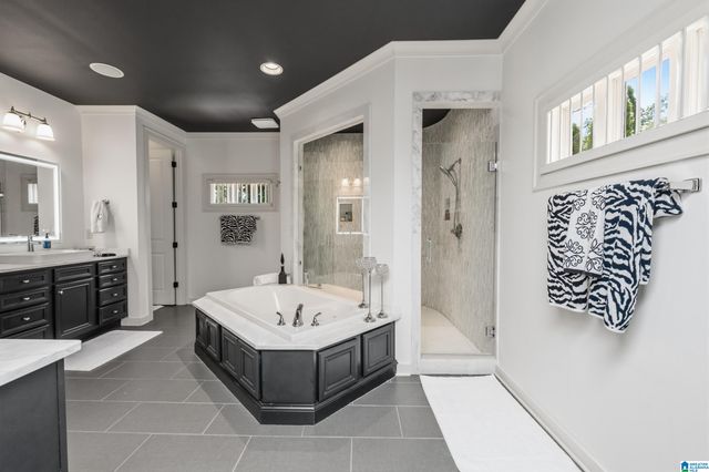 1578 JAMES HILL COVE, Hoover, AL 35226