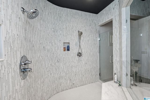 1578 JAMES HILL COVE, Hoover, AL 35226