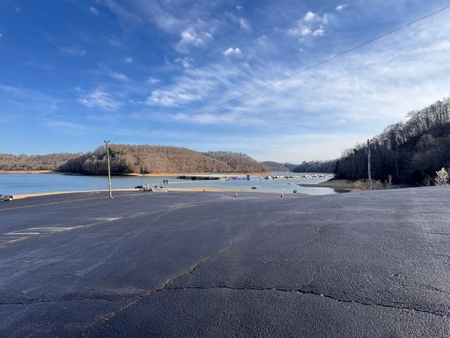 118 Wolf Creek Hollow Road, Russell Springs, KY 42642