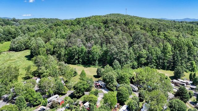 391 Conley Creek Circle, Blairsville, GA 30512