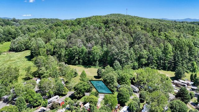 391 Conley Creek Circle, Blairsville, GA 30512