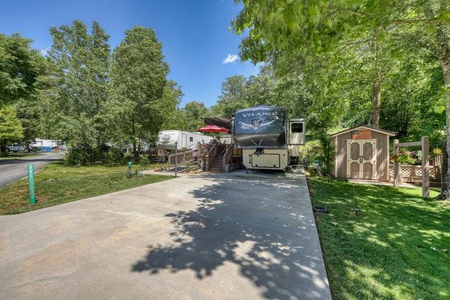 391 Conley Creek Circle, Blairsville, GA 30512