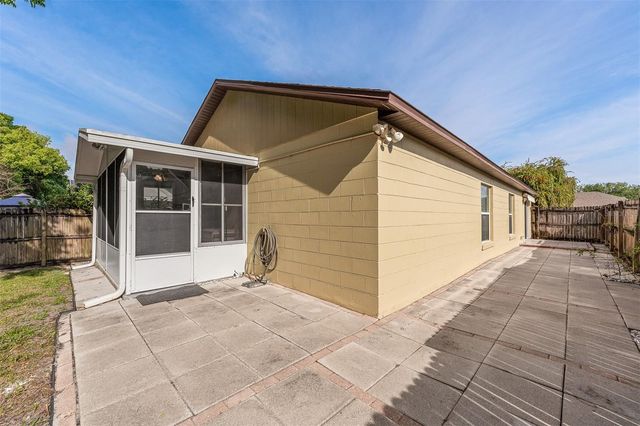 2493 DAFFADIL TERRACE, Sanford, FL 32771