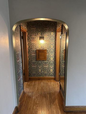 816 S Monroe Street, Stoughton, WI 53589