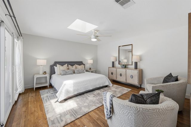 4817 Winthrop Avenue E, Fort Worth, TX 76116