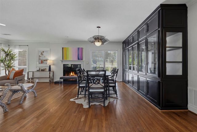 4817 Winthrop Avenue E, Fort Worth, TX 76116
