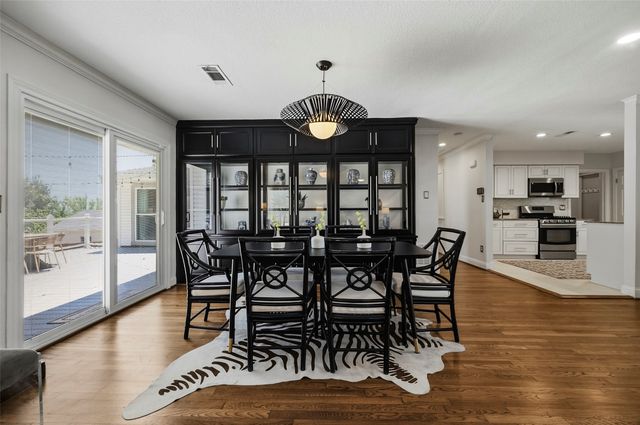 4817 Winthrop Avenue E, Fort Worth, TX 76116