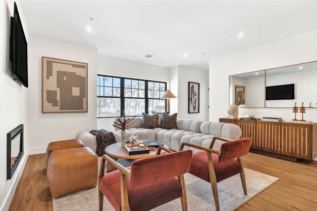 20 Audubon Way U 102, Canton, MA 02021