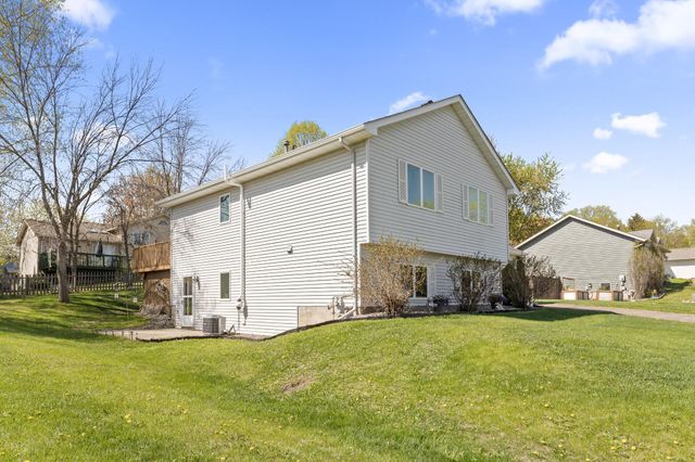 5583 Euclid Way, Farmington, MN 55024