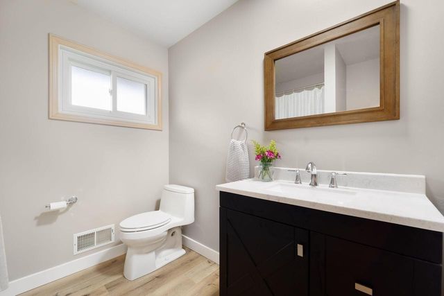 1325 Blake AVENUE, South Milwaukee, WI 53172
