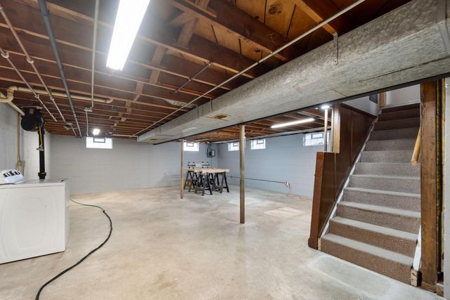 1325 Blake AVENUE, South Milwaukee, WI 53172