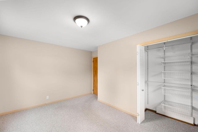 1325 Blake AVENUE, South Milwaukee, WI 53172