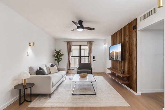 1100 DELANEY AVENUE D23, Orlando, FL 32806