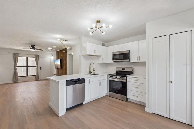 1100 DELANEY AVENUE D23, Orlando, FL 32806