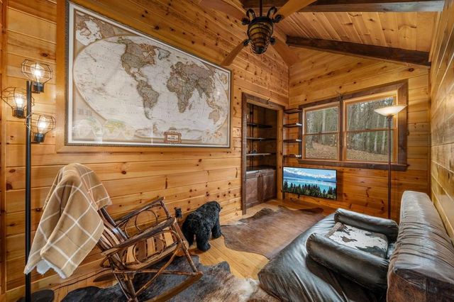 247 Toccoa Overlook Drive, Blue Ridge, GA 30513