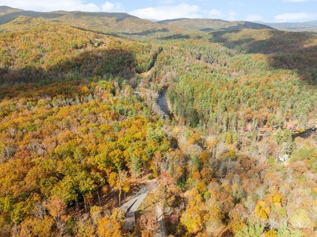 247 Toccoa Overlook Drive, Blue Ridge, GA 30513