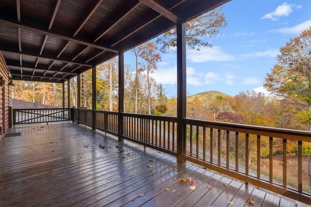 247 Toccoa Overlook Drive, Blue Ridge, GA 30513