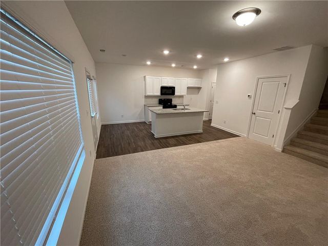 1003 Ramon Drive, Grayson, GA 30017