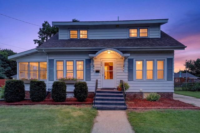 315 N Chatham Street, Janesville, WI 53548