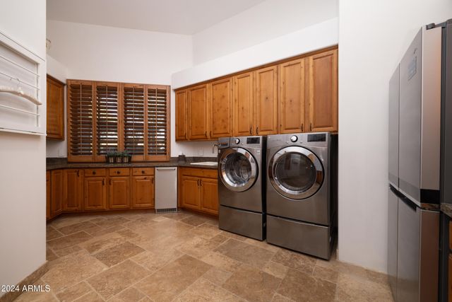 33296 N Vanishing Trail, Scottsdale, AZ 85266