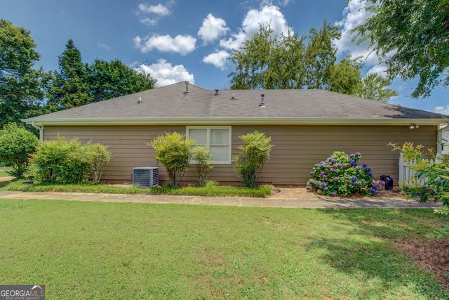 1615 Clairmont Lane SW, Conyers, GA 30094
