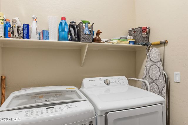 3022 W LANGUID Lane, Phoenix, AZ 85086