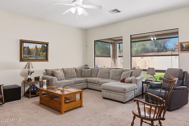 3022 W LANGUID Lane, Phoenix, AZ 85086