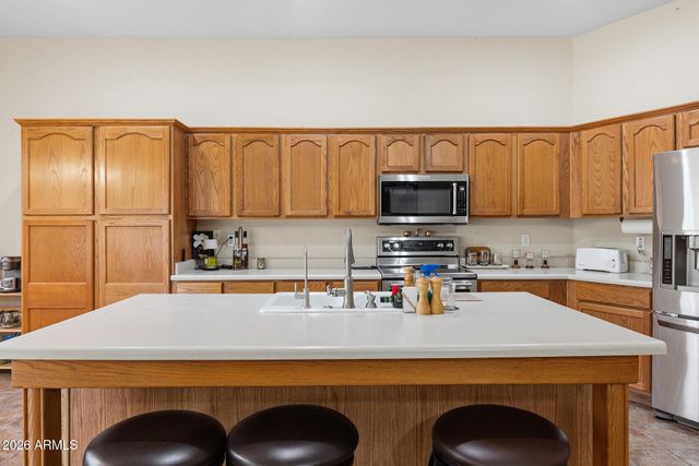 3022 W LANGUID Lane, Phoenix, AZ 85086