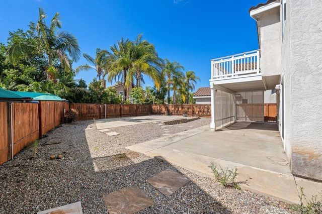 116 Silvercreek Drive, Santee, CA 92071
