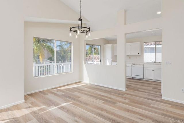 116 Silvercreek Drive, Santee, CA 92071