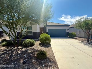 12431 W Mieko Lane, Marana, AZ 85653