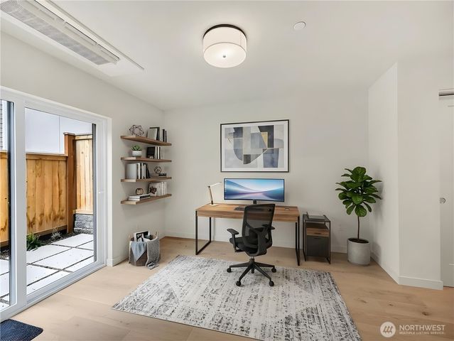 1412 A N 47th Street, Seattle, WA 98103