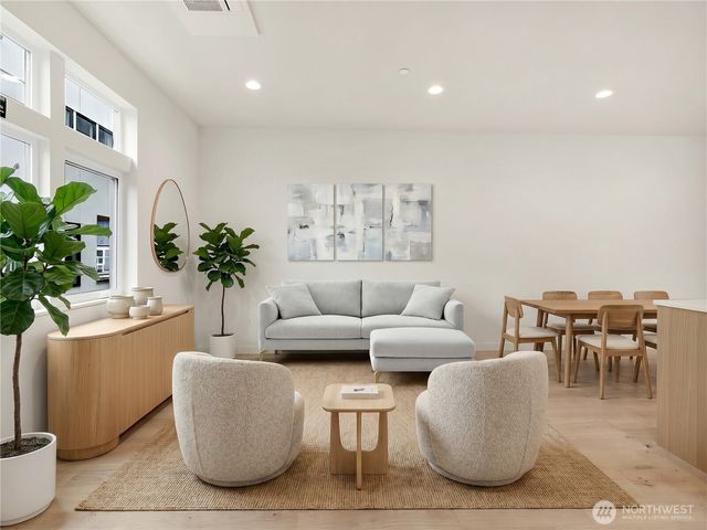 1412 A N 47th Street, Seattle, WA 98103
