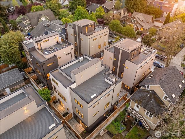 1412 A N 47th Street, Seattle, WA 98103