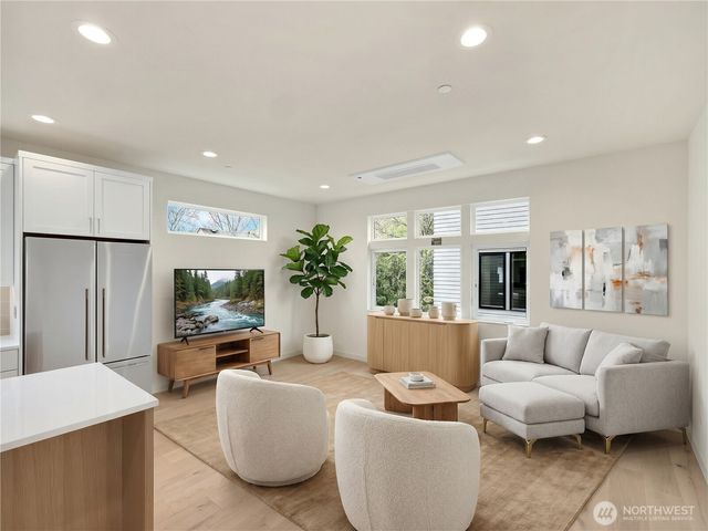 1412 A N 47th Street, Seattle, WA 98103