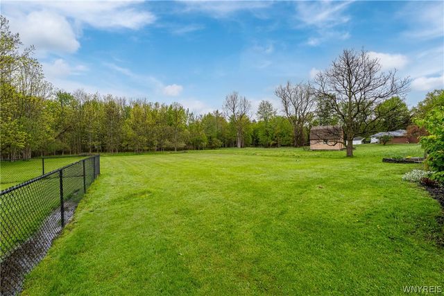 1540 Dodge Road, Amherst, NY 14051