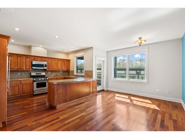 6248 Ne BRIGHTON St, Hillsboro, OR 97124