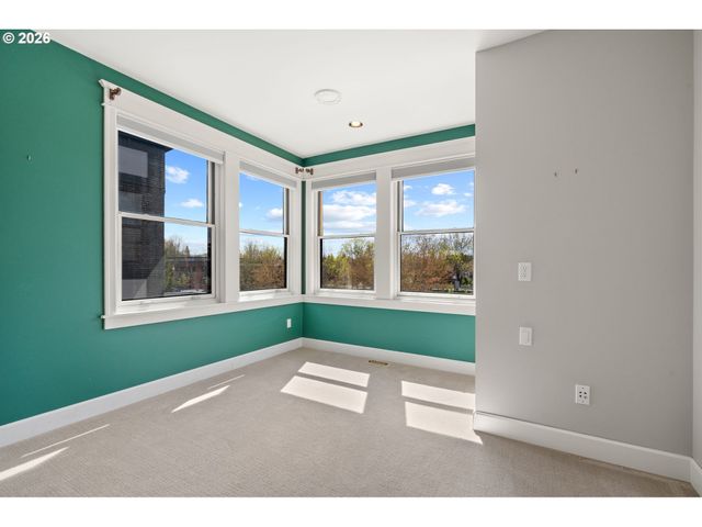 6248 Ne BRIGHTON St, Hillsboro, OR 97124