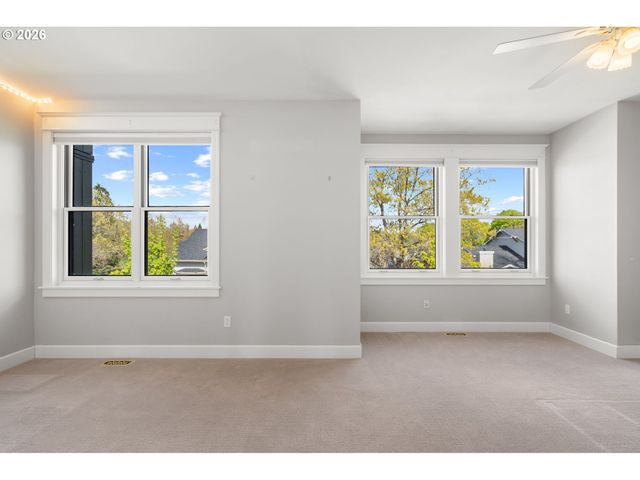 6248 Ne BRIGHTON St, Hillsboro, OR 97124